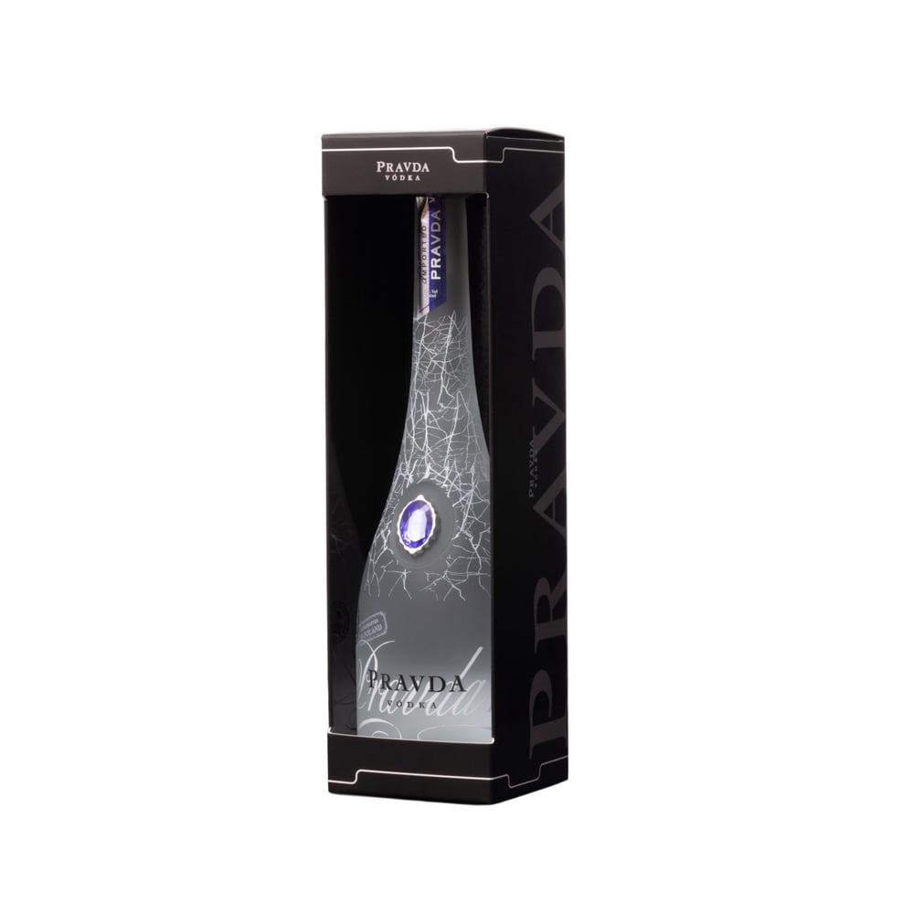 Wódka Pravda Czarny Kartonik 40%