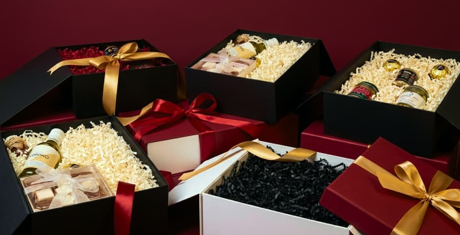Zestawy prezentowe z alkoholem na Święta 2025